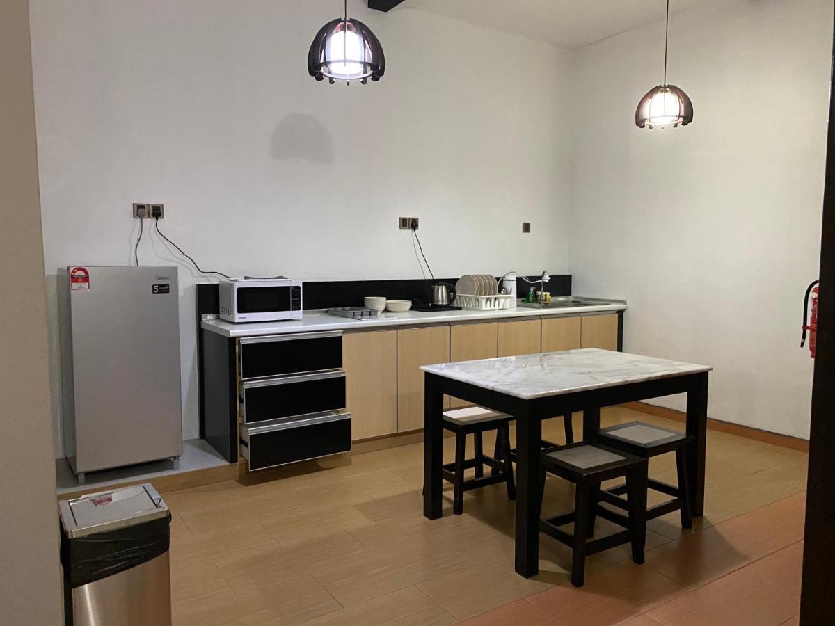 Suria Coliving Hostel & Apartment تاناه راتا المظهر الخارجي الصورة